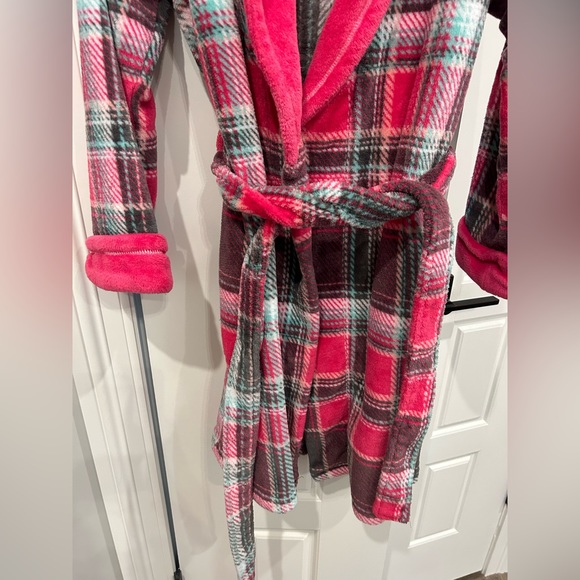 Ulta Luxury Plush Bath Robe Size S/M - Picture 5 of 5